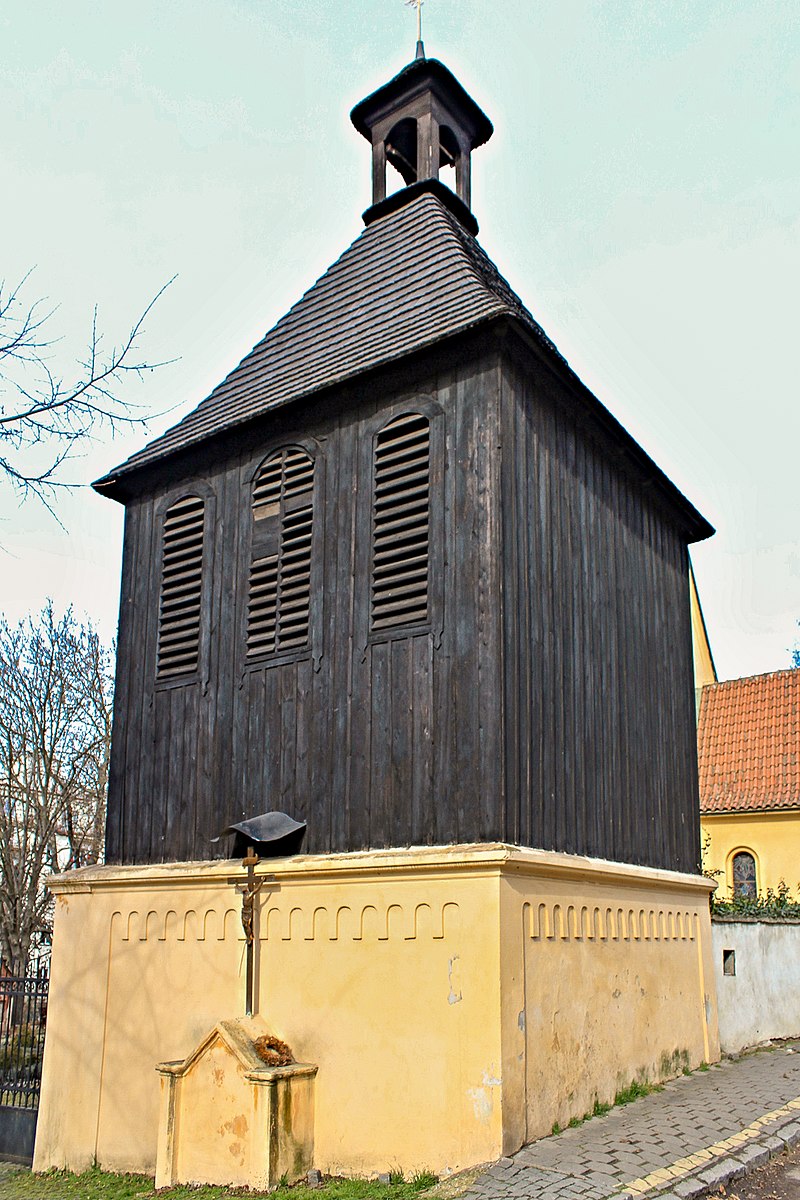 Podolí,_kostel_sv._Michala_zvonice_1